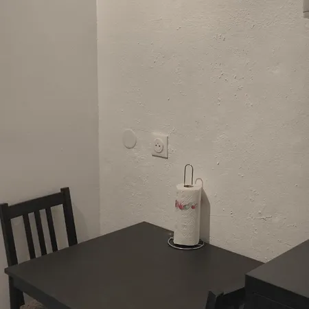 35 - Cozy, Free Parking *