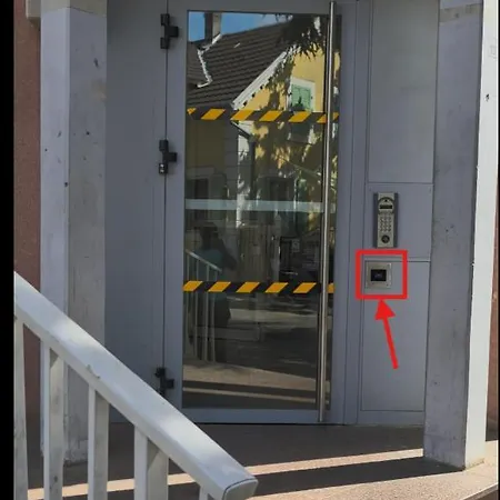 35 - Cozy, Free Parking