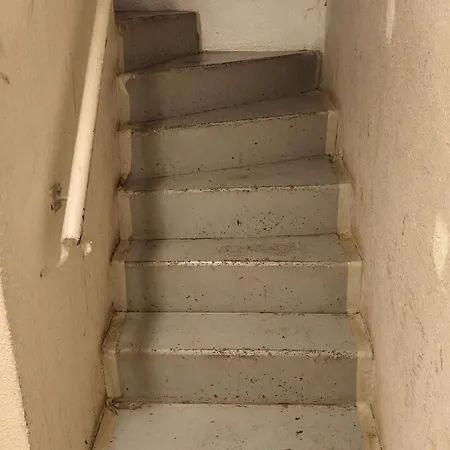 35 - Cozy, Free Parking